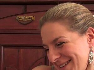 Hot Pretty Babe Ass Fucked