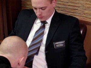 Γκέι Μορμόνος πρεσβύτερος τιμωρείται