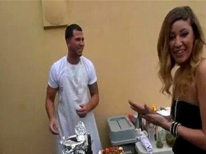 Belezas Deslumbrantes Sendo Fodidas Por Dinheiro Em 50 Posições