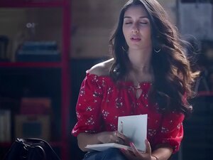 Poznaj Pasję Dojrzałej Hinduskiej Kobiety W Gorącym Filmie, Który łączy Urok Wintage'owej Sławy Celebrytów Z Intrygującą Fabułą. Zobacz, Jak Czerpie Rozkosz I Daje Niesamowite Zadowolenie Oralne. Przygotuj Się Na Dziką Jazdę!