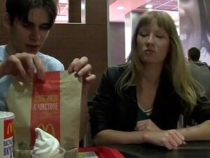 Wet Housewife Balllicking