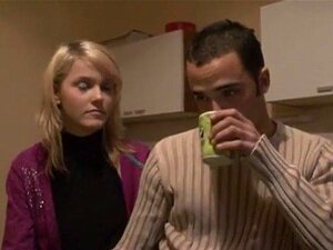 Stolte Lette Hårete Strips Og Suger