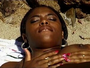 Catfight-Club Sex På Stranden