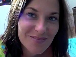 Нисам свршио неколико дана и све испрскао по лицу моје девојке,