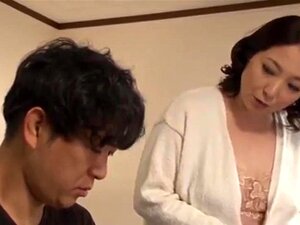 Katso Japanilaisen äitipuolen Seksi Nyt! - Japanilainen Seksikäs äitipuoli Laissa, Japanilainen äitipuoli Laissa Seksikäs, Bbw Porno