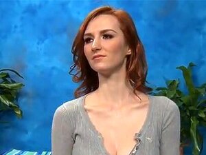 Leckerer Biber Hämmert. Die Babe Stöhnt Wild, Als Der Typ Sie Grob Von Hinten Nagelt