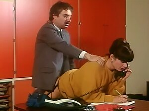 Inicjacja Zamężnej Kobiety (1983)