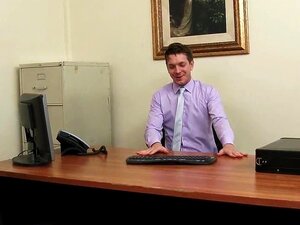 New Guy Fucks His Horny MILF Boss Until She Squirts! - WANKZ