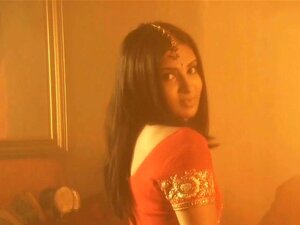 Bollywoodzka Dziewczyna Jest Naga