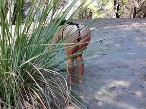 Moj Dečko Je Rogonja! Popušila Sam Neznancu Na Plaži I Svršila Mu Na Lice!