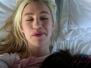 Vad Fan, Hon Låter Dig Knulla Hennes Röv En Gång Till