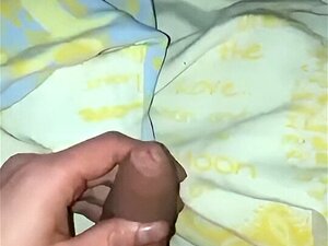 Sommige Chill Piss In Bed