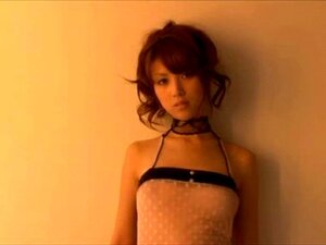 Suave Coqueteo Asiático