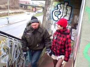 Vanha Ruma Jätkä Panee Todellinen Tšekin Söpöläinen Katu Lutka Julkisesti