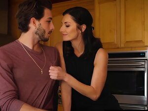 FamilyBangs.com - Passing The Day With Mamma In Law, Lucas Frost, Silvia Saige