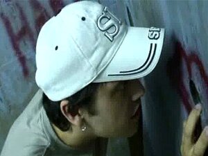 Γκέι Hardcore Gloryhole σεξ πορνό και βρώμικα γκέι χειρομαλάξεις 22