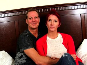 Sexbesessenes Amateurpaar Ist Bereit Zum Ficken
