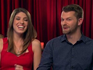 Swingers Genieten Van Experimenteren In Een Realityshow. Geile Swinger-koppels Zijn Meer Dan Klaar Om Hun Partners Te RuilenVuile Sletjes Houden Ervan Elkaars Partners Te Plezieren Door Hen Pijpen