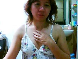 高质量的单亲妈妈亚洲色情&性爱视频在观看色情