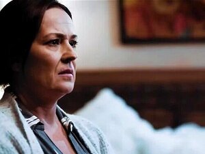 REN Fetisch Kyler Quinn Fångad När Hon Experimenterar Med Styvmamma Och Styvpappa