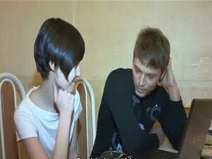 Продато и дупло попрскано