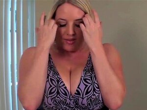 Cycatka Blondynka Maggie Green Dochodzi W Jadalni!