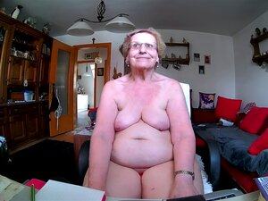 Grube Grube Biodra Babci świetnie Wyglądają... Umieść Ogon Między Nimi.