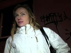 PublicAgent Amateur Blonde Fucks Her First Big Cock