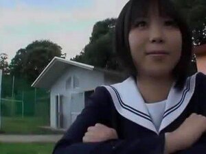 Fantastische Japanse Hoer Mikan Kururugi In Verbluffende Outdoor JAV Clip
