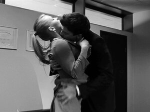 Yuliya Peresild Nago - Weekend (2014)