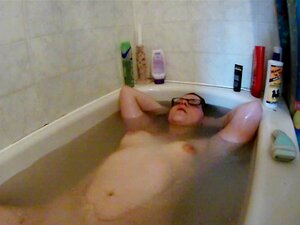 Vrijdag De 13e Wordt In Bad Gevingerd