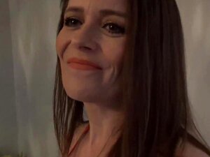 CzechStreets - La Femme Du Propriétaire Du Bordel éjacule