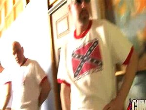 Групни секс међурасни гангбенг 6