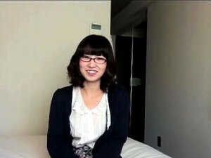 Japanse Schat In Uniform Geneukt