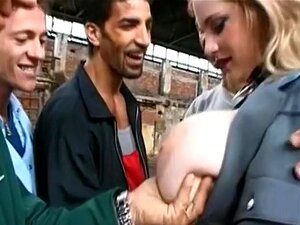 Geweldige Rechte Volwassen Actie. Kijken En Genieten,