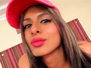 Sexiga Sara Mendez Onanerar Sin Kåta Shemale-röv