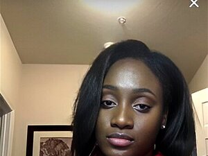 Ervaar Het Ultieme Genot Met Onze Verbluffende 19 En 20-jarige Babes. Laat Je Meeslepen Door Hun Jeugdige Energie En Onweerstaanbare Charme. Hun Verleidelijke Aantrekkingskracht Kan Je Niet Weerstaan.