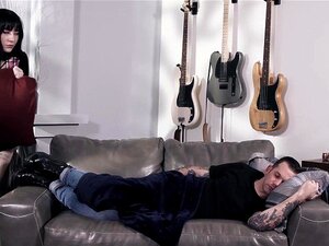 BurningAngel Emo StepSister Double Penetrated!