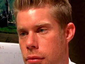 Γκέι γλείψιμο κώλου και τσιμπούκι στη δουλειά μέρος 3