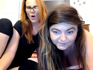 Kom Kijken Hoe Deze Geile Meiden Elkaars Strakke Kontjes Verkennen Met Niets Anders Dan Hun Vingers En Een Betrouwbare Seksspeeltje Op Live Webcam! Echte Amateuractie Die Je Smeekt Om Meer!