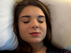 Niezapomniana Noc Megan Marksa & Rano: Creampie & Doświadczenie Fetysz Stóp