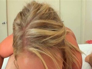 Uđite U Svet Nezaboravnih Užitaka Sa Preleptom Devojkom Sa Velikom Guzom. Istražite Svoje želje I Uronite U Svet Intenzivnog Zadovoljstva.