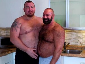 Chubby Bear Porn - Porno @ RueNu.com