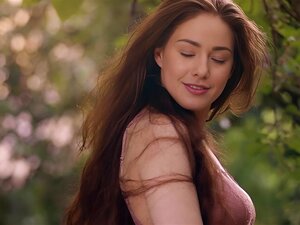 Verbazingwekkende Natuurlijke Roodharige Joy Draiki Passie Poseerde Naakt En Toonde Haar Mooi Lichaam In Geweldige Fotosessie Ze Poseerde In Hete Lingerie Na Poseren Babe Striptease En Toonde Haar Mooie Natuurlijke Lichaam In Fotosessie