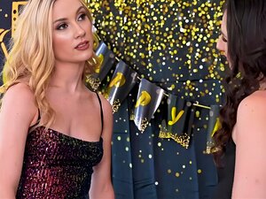 Stepsis Jazmin Och Liz Tag Tillsammans Styvfar Brock (Brock Cooper, Jazmin Luv)