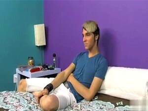 Homo Film Van Rany Silva Is Een Slanke Blonde Jongen Die Helemaal Thuis Is