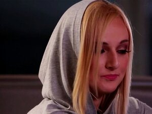 Lésbicas Pequenas E Adoráveis Lambem As Bucetas Umas Das Outras. Adoráveis Lésbicas Pequenas Lambem As Xoxotas Umas Das Outras Apaixonadamente No Sessenta E Nove