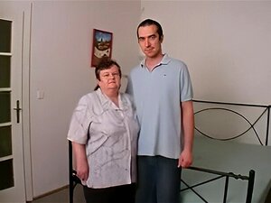 Gruba, Piękna Kobieta Pieprzona Na Kanapie