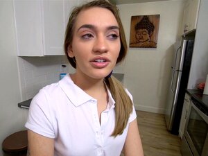 Nerdowata Przyrodnia Siostra Sera Ryder Pomaga Swojemu Przyrodniemu Bratu Z Porannym Drągiem