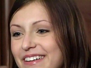 Castingmodel Gaat Weg Na Hardcore Seks En Anale Nagels. Fervent Idool Komt Voor Casting Alleen Voor Striptease, Maar Gaat Naar Huis Na Hardcore Seks En Aarspenetratie